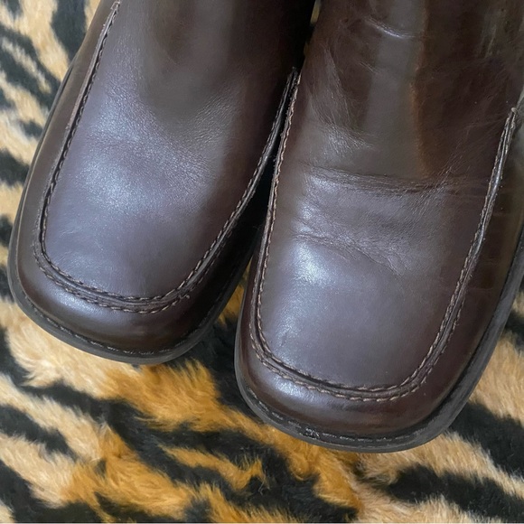 Brown Leather Stacked Heel Gianni Bini Ankle Boots Size 8 1/2 - Picture 5 of 16